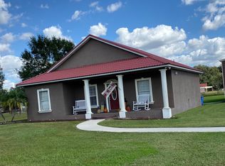 3918 Sparky Ln, Plant City, FL 33565