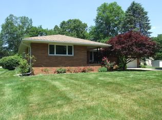 1034 Middlebury Rd, Kent, OH 44240