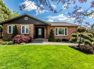 1191 Sunset Dr, Pelham, ON L0S 1C0