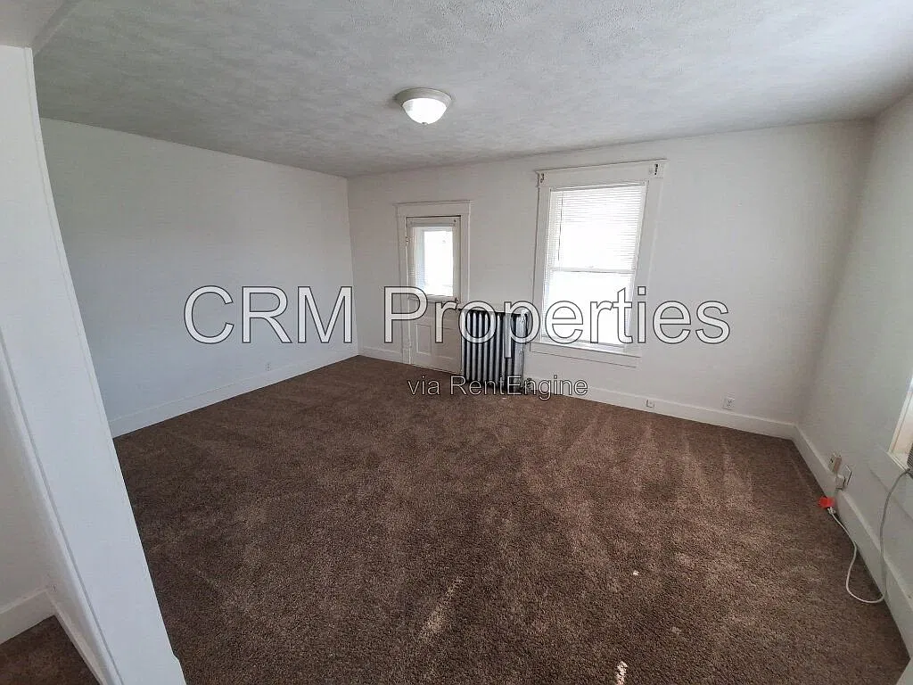 2 bed, 1.0 bath, $675 — Photo 3