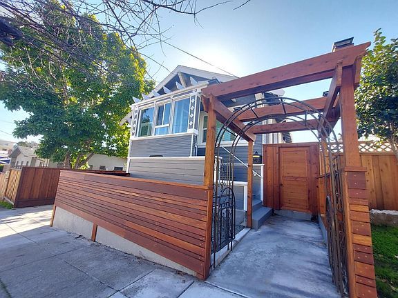 2nd image of 679 Brooklyn Ave