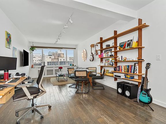 3rd image of 333 E 14th St APT 16C