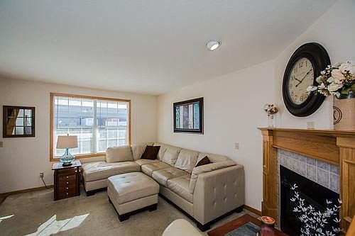Livingroom with fireplace