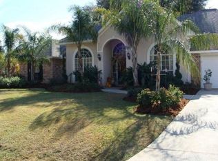 1392 S Ridge Dr, Mandeville, LA 70448