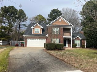 9015 Carastan Dr, Charlotte, NC 28216