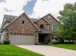 104 9th St, Hampton, IL 61256