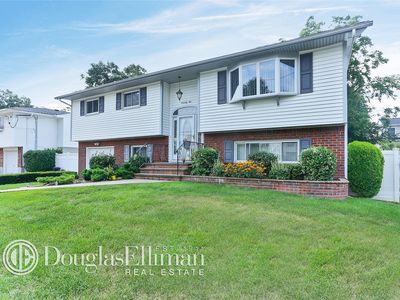 72 Cherry St, Massapequa, NY, 11758