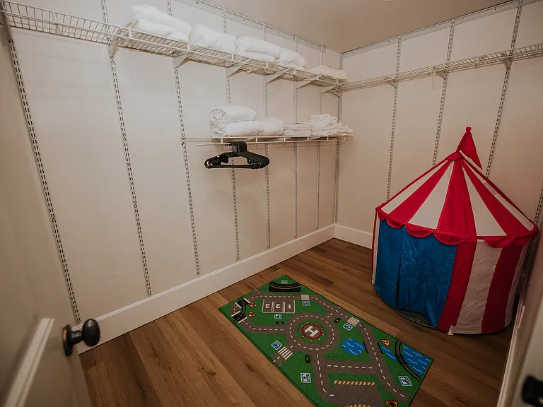1384 Banner Rd — Photo 20