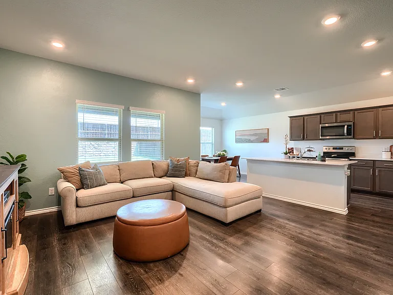 3005 Barnhart Way — Photo 3