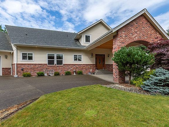 3rd image of 5012 87th Ave SE