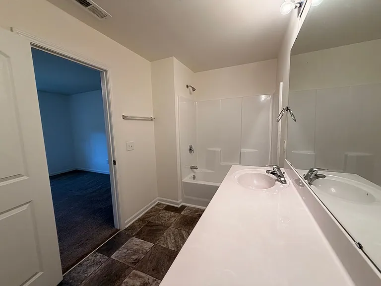 948 Brentwood Park Ln — Photo 36
