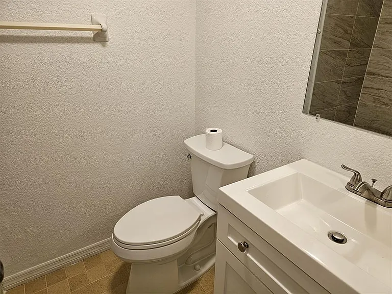 5242 Opal Ln — Photo 8