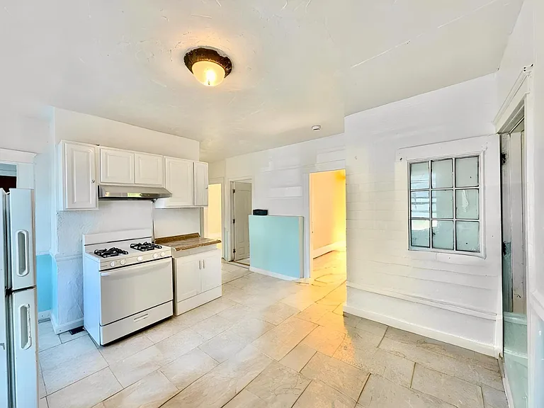 2 Shirley St #2A — Photo 9