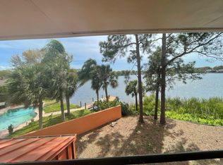 3102 W Waters Ave #200, Tampa, FL 33614