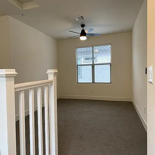 S 83rd Pl — Photo 3
