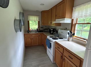 16 Pickpocket Rd, Exeter, NH 03833