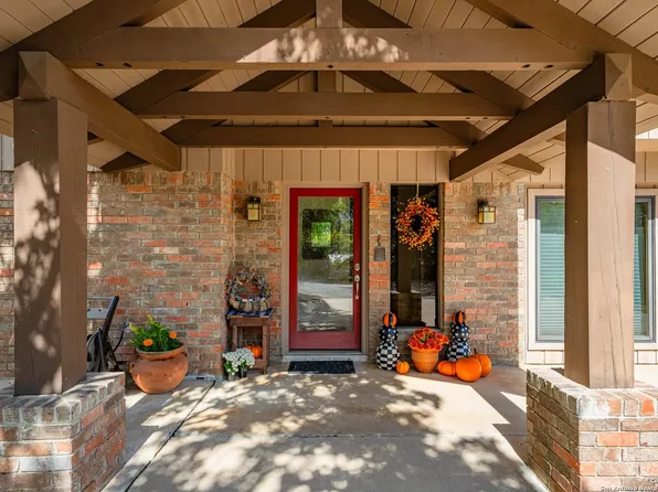 807 Tanglewood, Kerrville, TX 78028