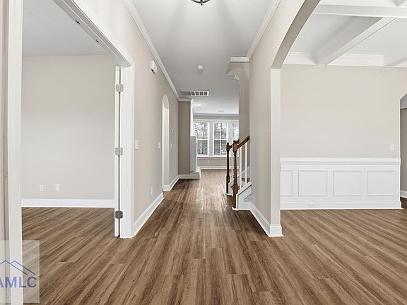 4th image of 108 Concord Dr