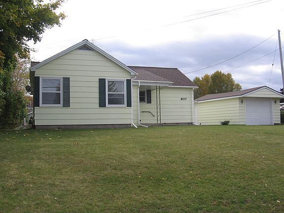 4th image of 807 E Margaret St