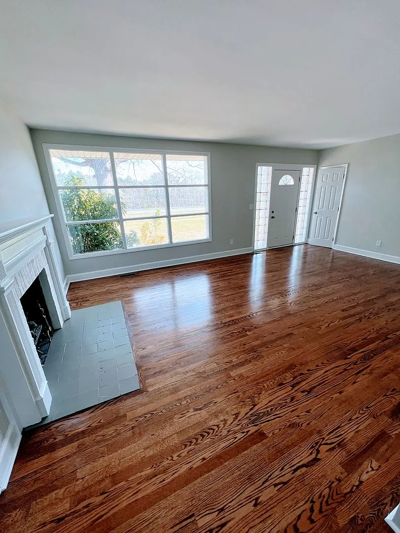 4 Bedroom Home in Campbell County — Photo 3