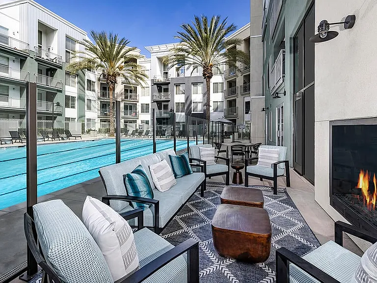 Main and Jamboree Apartments — Photo 5