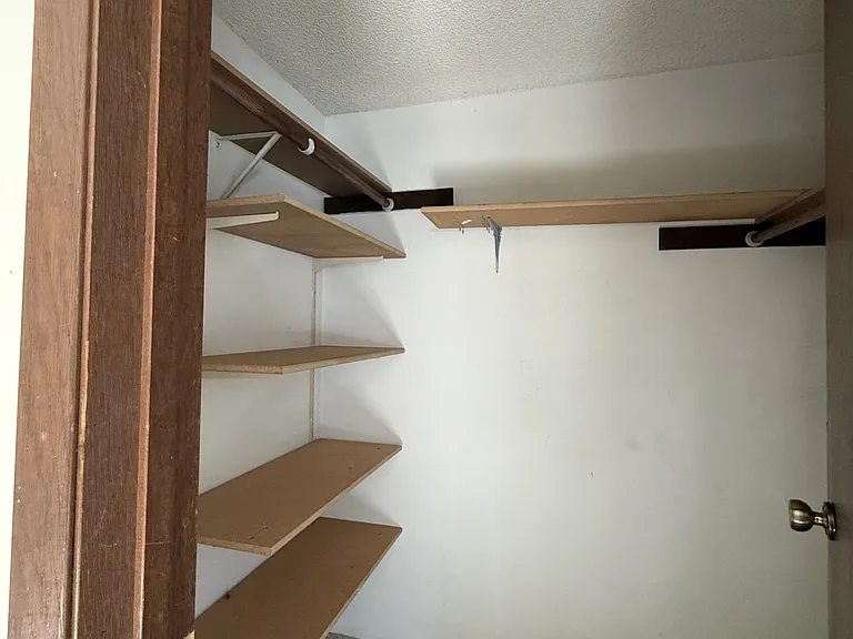 walk-in closet