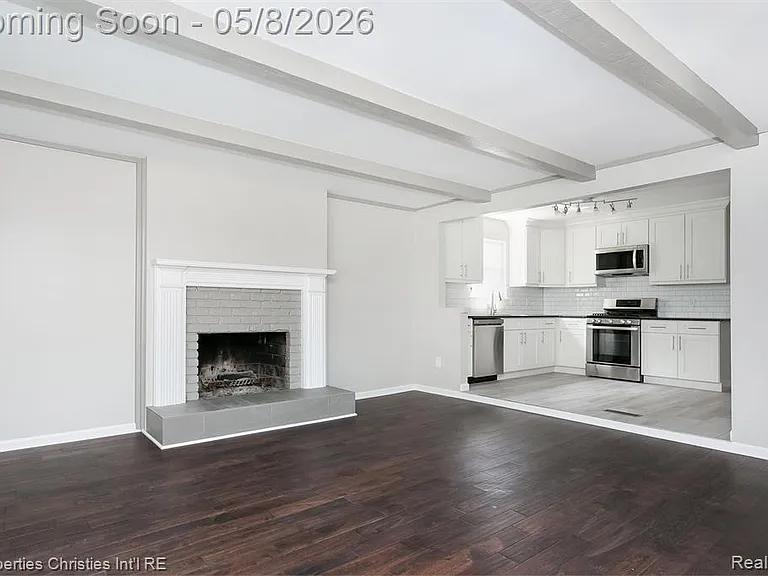 2716 Ardmore Ave — Photo 5