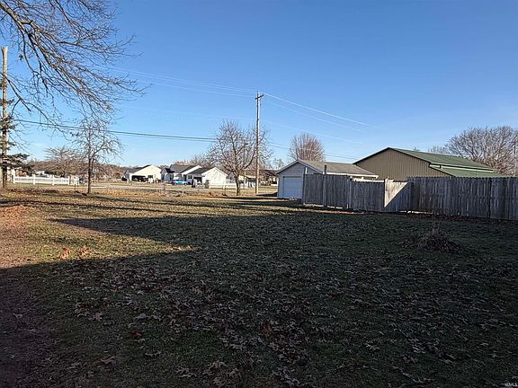 4th image of 57792 Pendleton Dr
