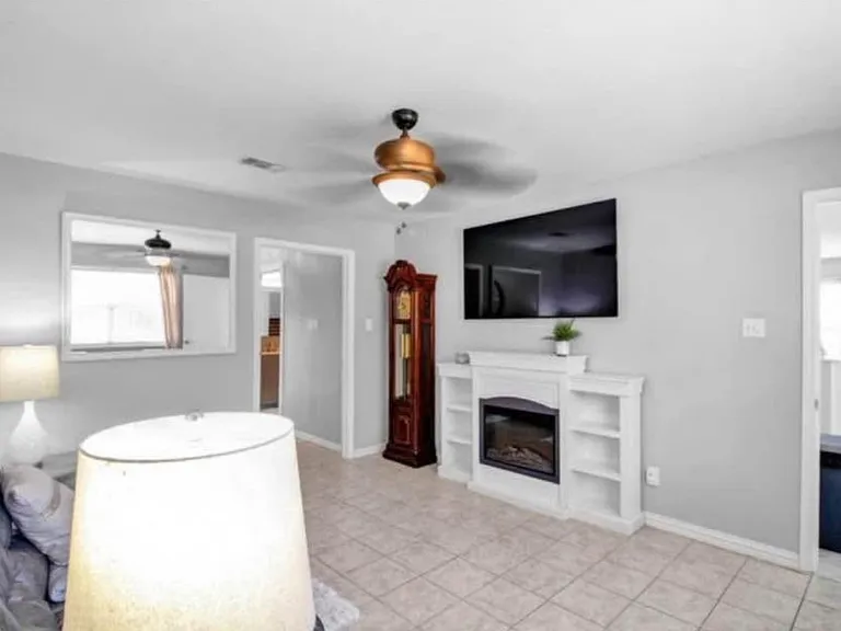 11219 Tall Timbers Dr #2 — Photo 5