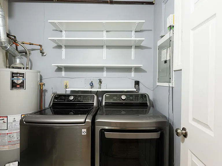 2474 Bristol Rd — Photo 26