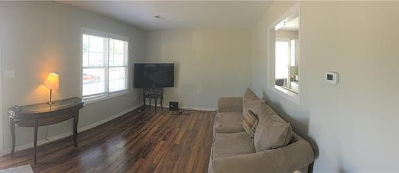 3rd image of 1824 New Lincoln Cir