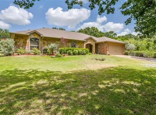 1180 Edgehill Rd, Burleson, TX 76028