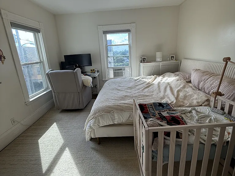 23-25 Grampian Way #25 — Photo 7