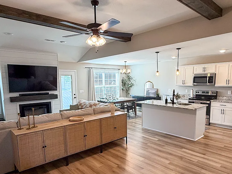 409 Pomeroy Dr — Photo 5