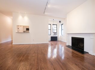 9 E 10th St APT 2F, New York, NY 10003