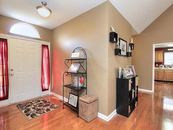 4th image of 8193 Stillwater Cir #28