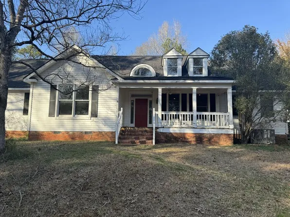 441 Mountain Shadows Rd, Hamilton, GA 31811