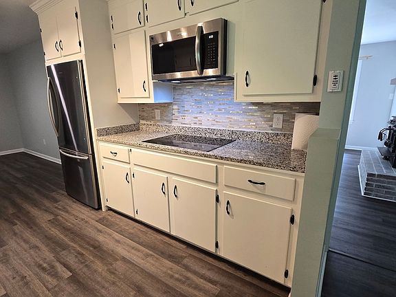 5th image of 65 Poppy Ln
