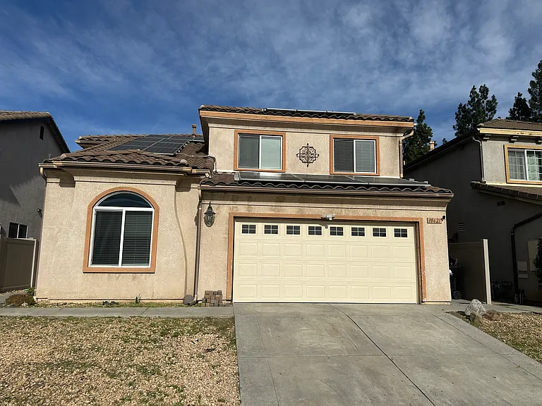 10621 Aqueduct Ave — Photo 1