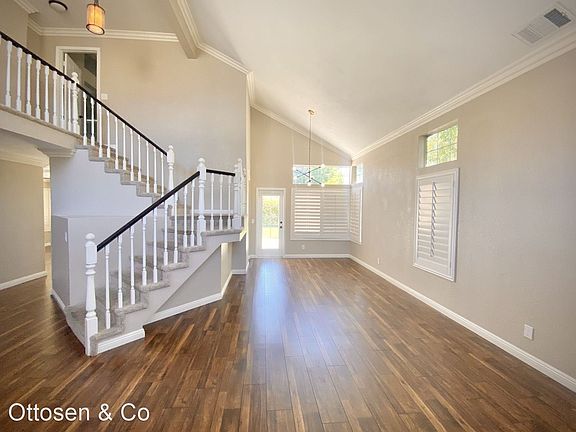 4th image of 5844 Prairie Falcon Dr