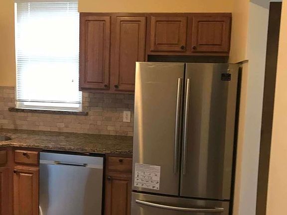 3rd image of 21-37 45th St #2