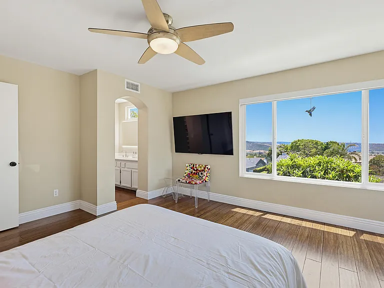 2756 Southampton Rd — Photo 28