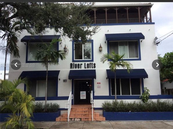 1021 NW 3rd St APT 302, Miami, FL 33128