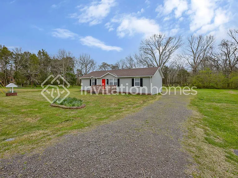 309 Edwards St — Photo 1