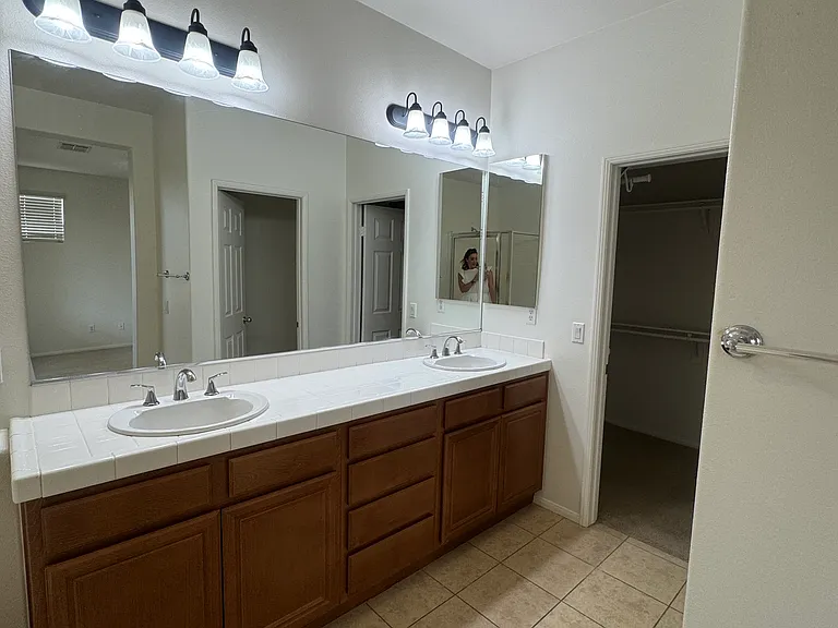 79667 Winsford Dr — Photo 12