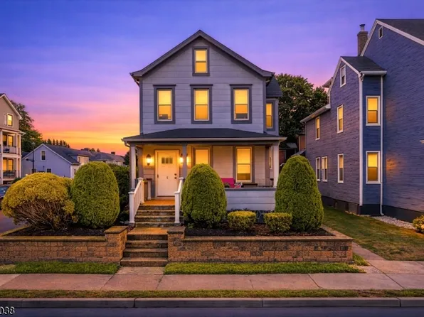 22 Norwood St, Haledon Boro, NJ 07508