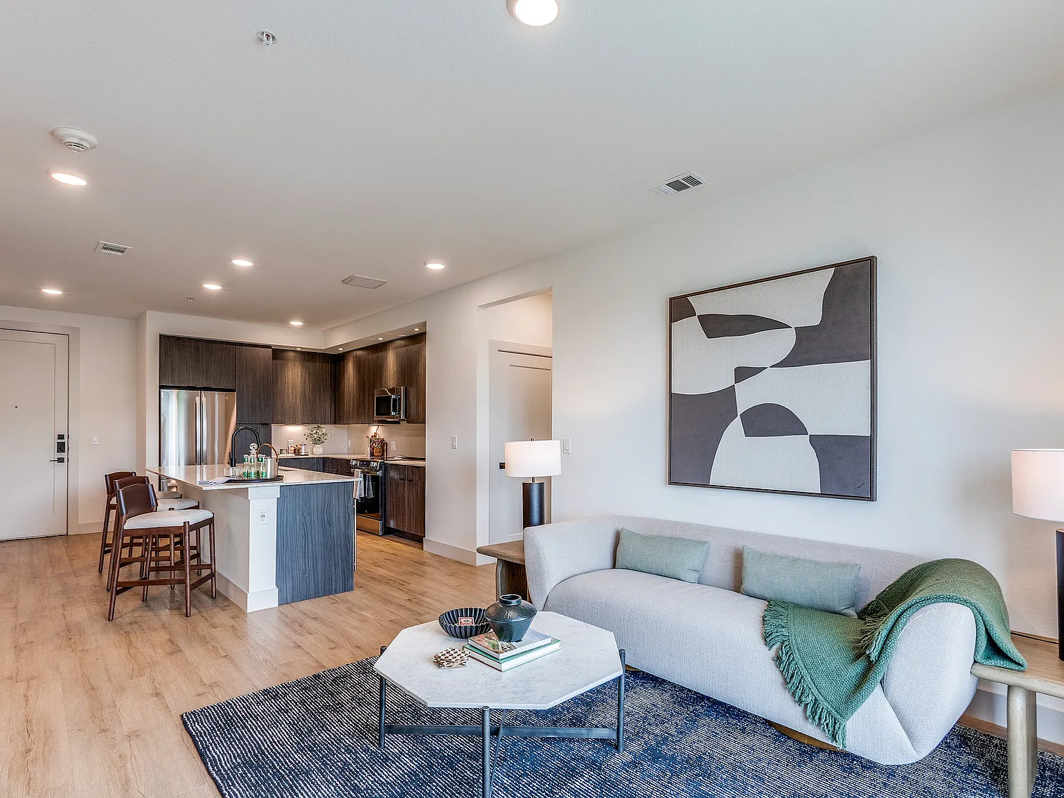 Pearl Springdale — Photo 2