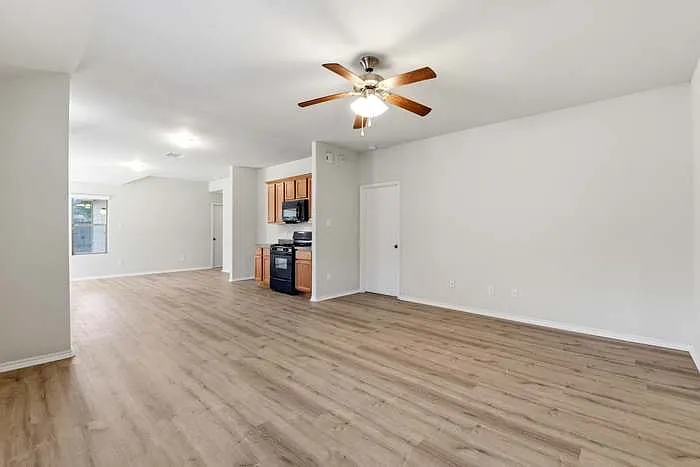 1606 Katydid Ct — Photo 8
