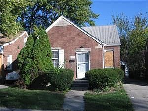2nd image of 15257 Park Grove St
