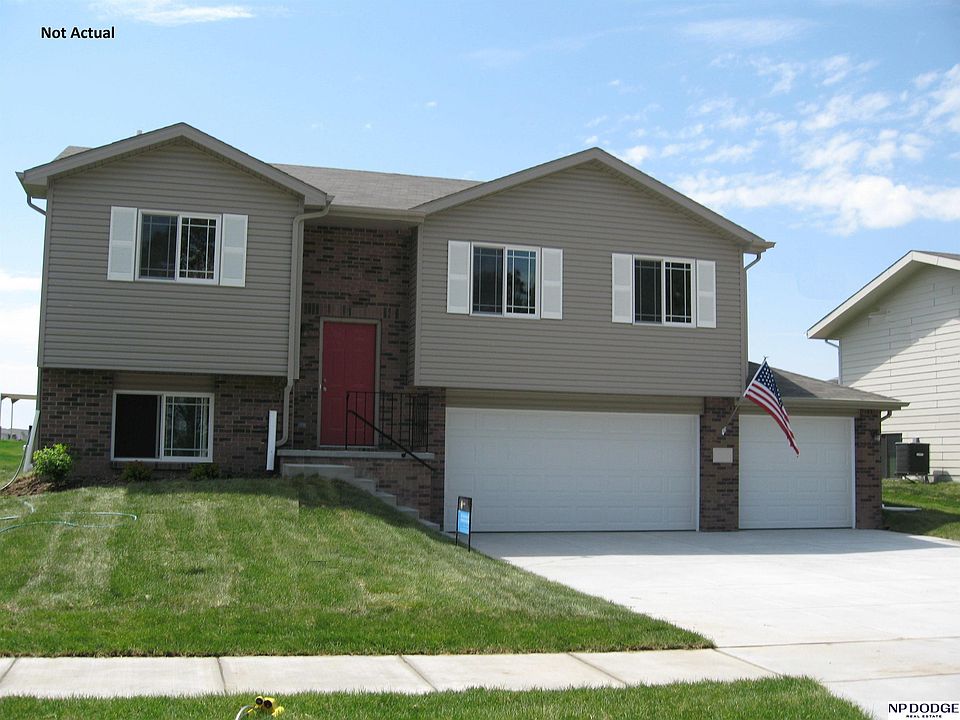 1st image of 2600 58th St